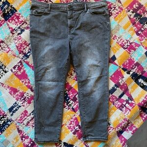 Simply Vera by Vera Wang 22w skinny jeans